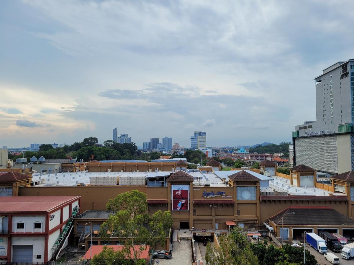 Mahkota By The Bliss Aparthotel *